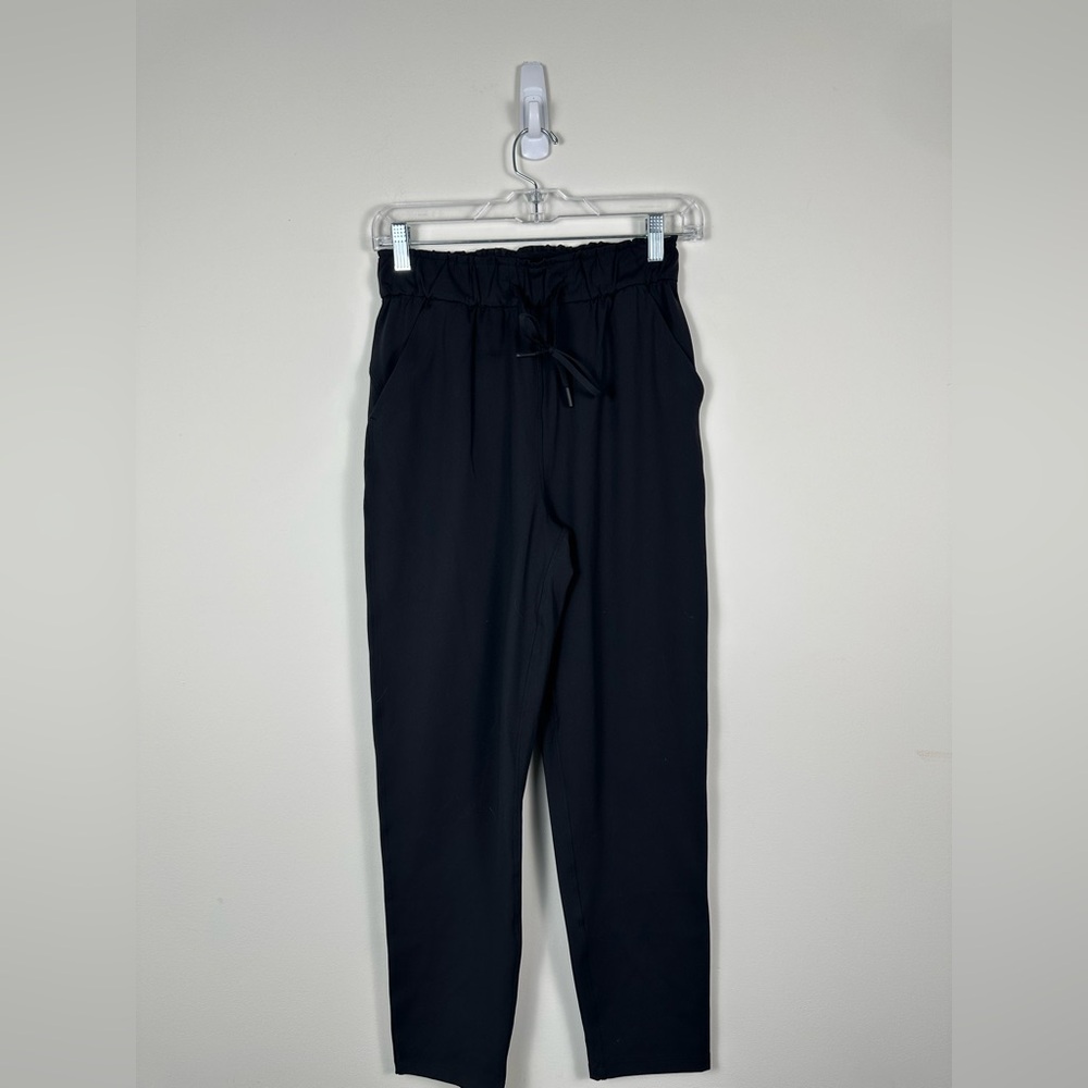 Lululemon Keep Moving Pant Women 4 Black Excellent High Rise Tapered‎ Jogger